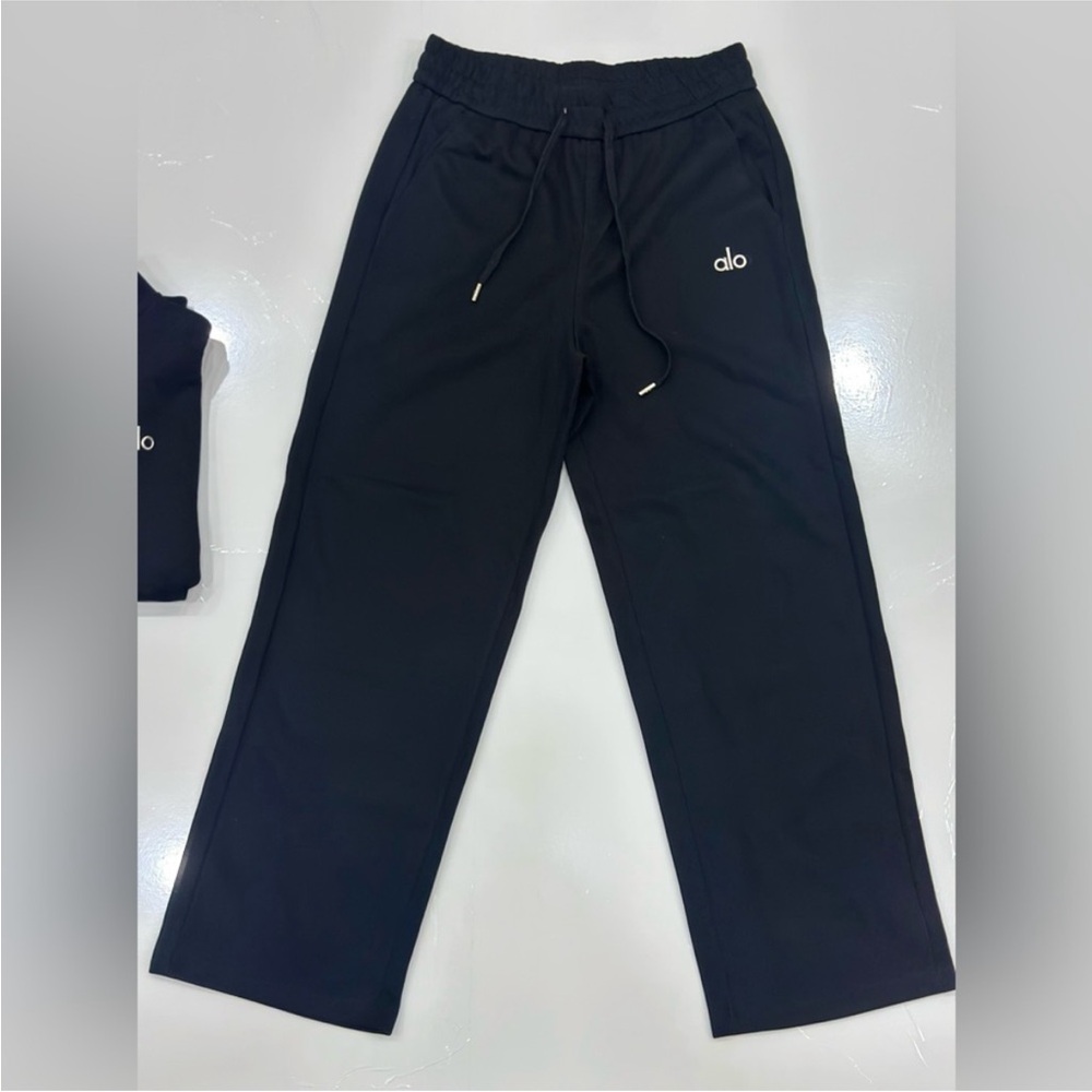 ALO Yoga Unisex Black Joggers with Subtle Logo